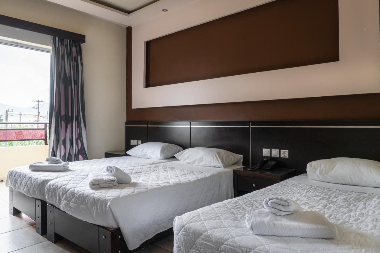 Canadian Hotel Лаганас Экстерьер фото
