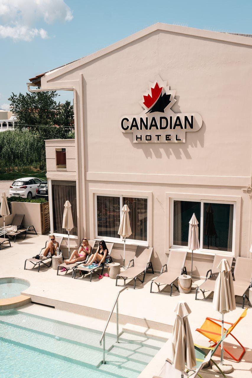 Canadian Hotel Лаганас Экстерьер фото